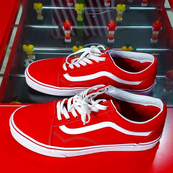 Vans - Picture 3 of 7